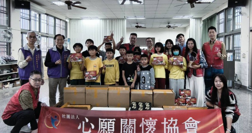 心願關懷協會攜手佛龍宮課輔班　用耶誕祝福點亮偏鄉孩子的未來